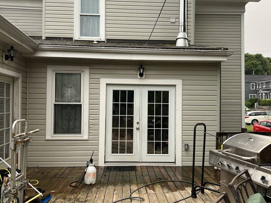 House siding after soft washing with a clean even finish